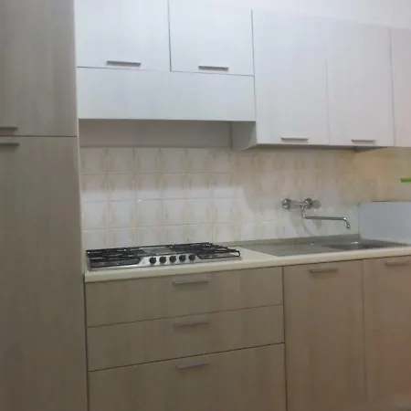 Casa Vacanze Raffaele Apartment *